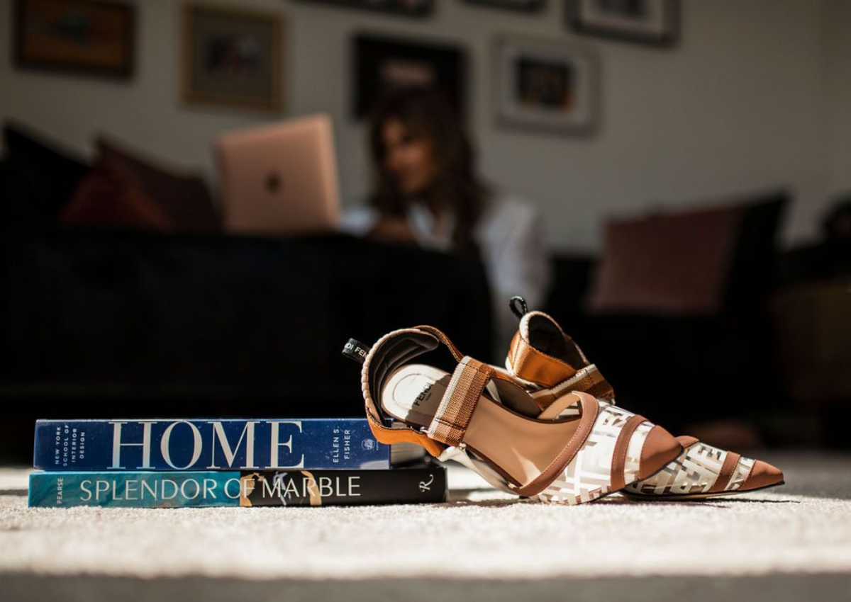rterior-studio-downtown-la-design-influencer-home-books-pair-of-high-heels